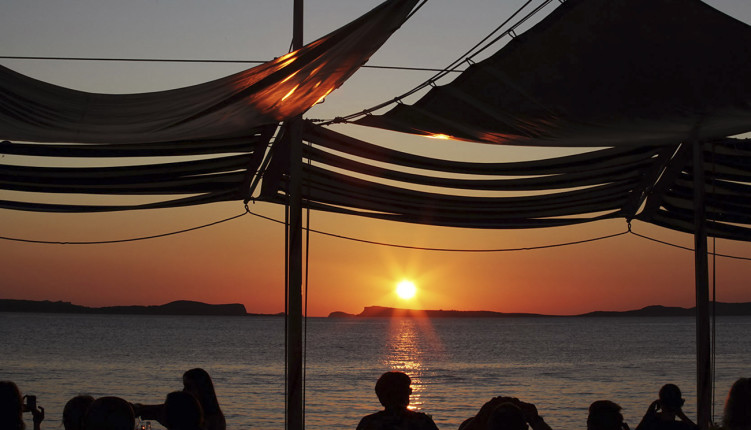Atardecer en Ibiza desde el Café Del Mar