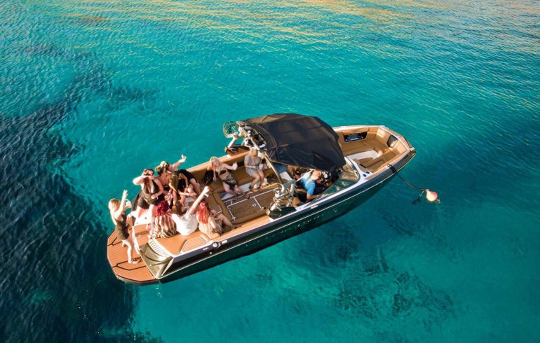 experiencias en barco para unas vacaciones en Ibiza