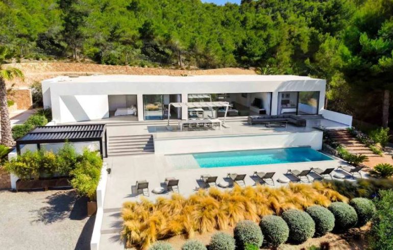Villa de lujo para familias en Ibiza