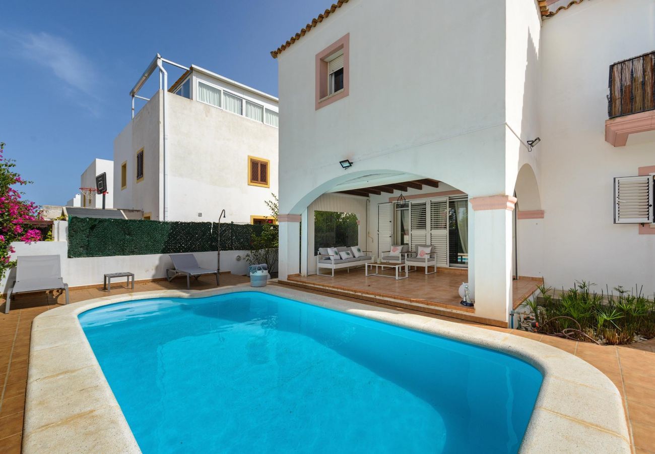 Villa in Santa Eulària des Riu - CASA LIMA