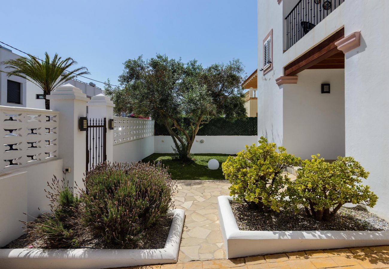 Villa in Santa Eulària des Riu - CASA LIMA