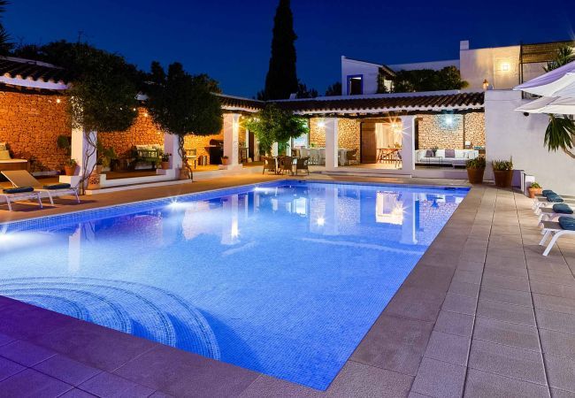 Villa in Ibiza - VILLA ELBA