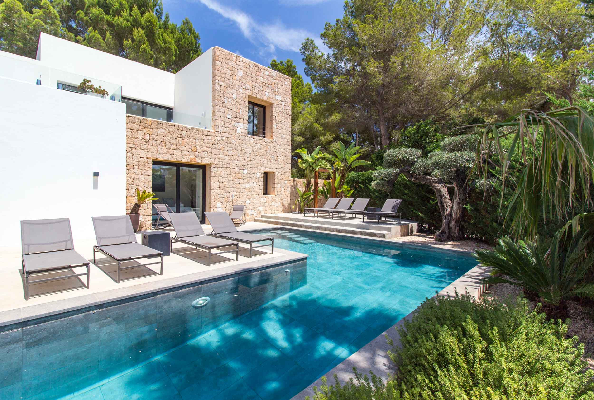 Villa in Santa Eulalia del Río - VILLA HIGUERAS