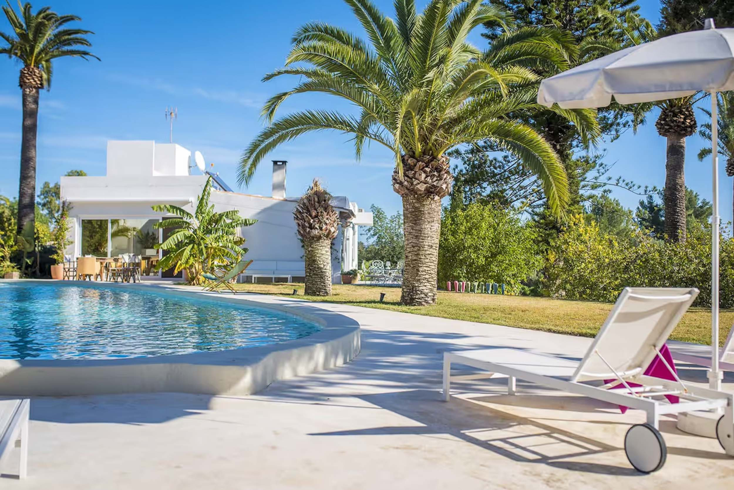 Villa in San Rafael de Sa Creu/ Sant Rafael de Sa Creu - VILLA UNIVERSE