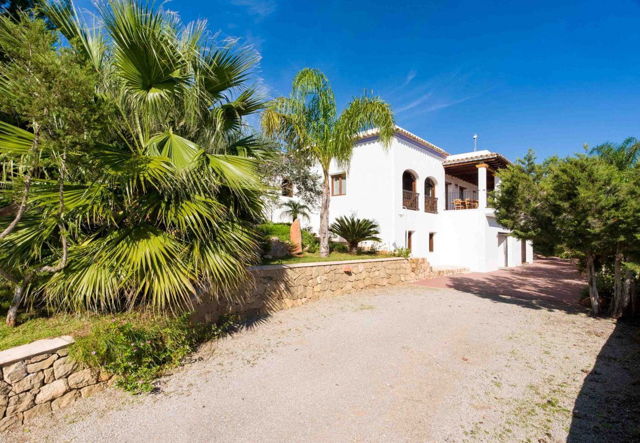 Villa in San Rafael de Sa Creu/ Sant Rafael de Sa Creu - VILLA BELLA