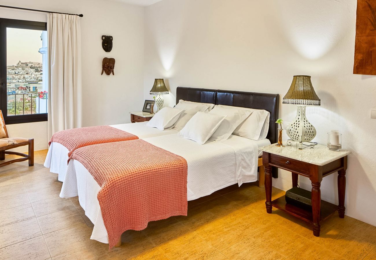Villa in Ibiza - VILLA ELBA