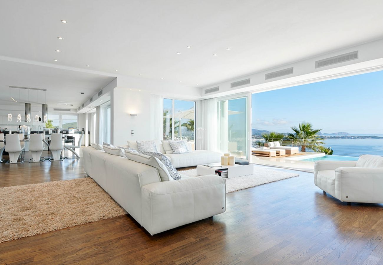 Villa in Santa Eulària des Riu - VILLA MIAMI