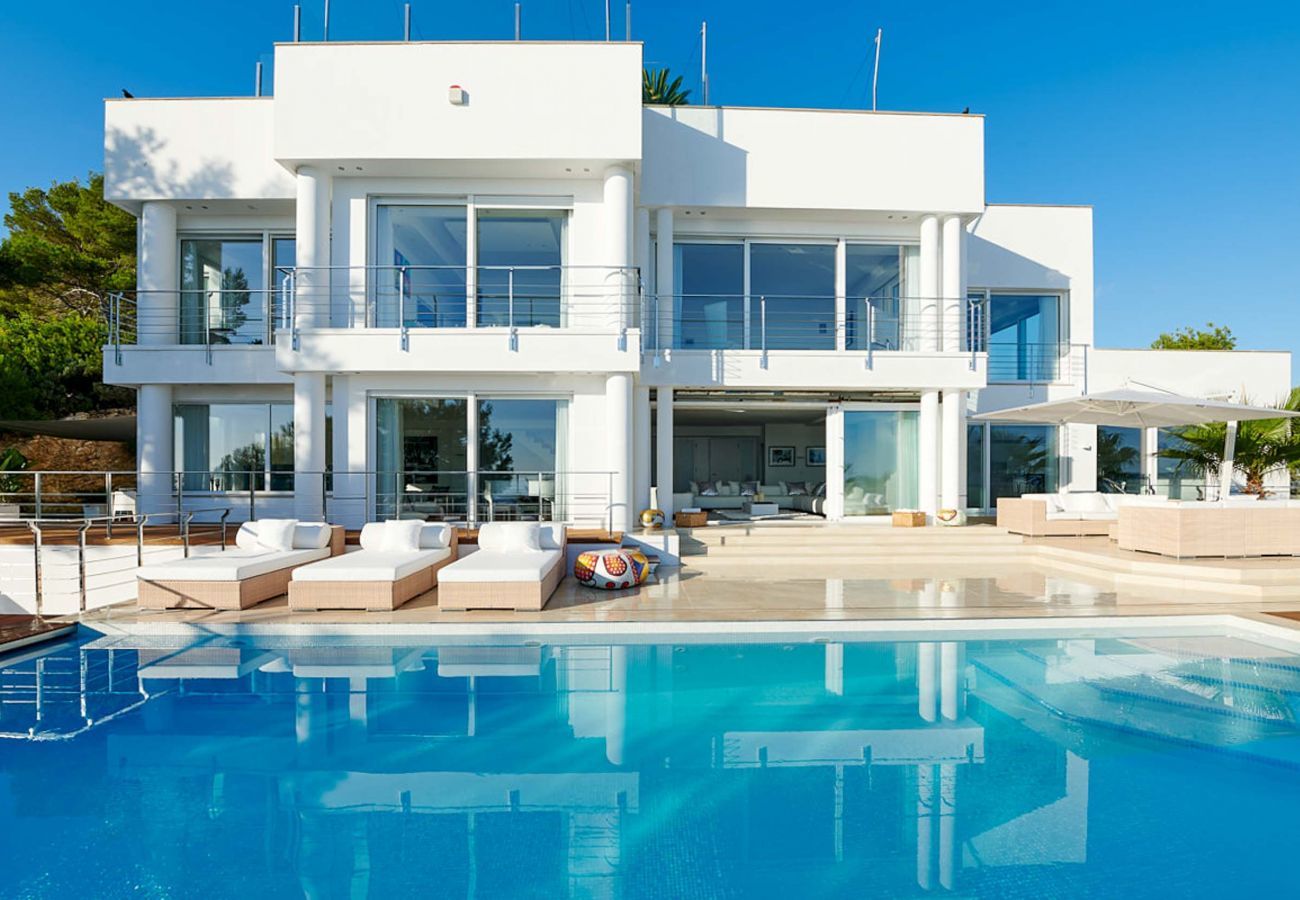 Villa in Santa Eulària des Riu - VILLA MIAMI