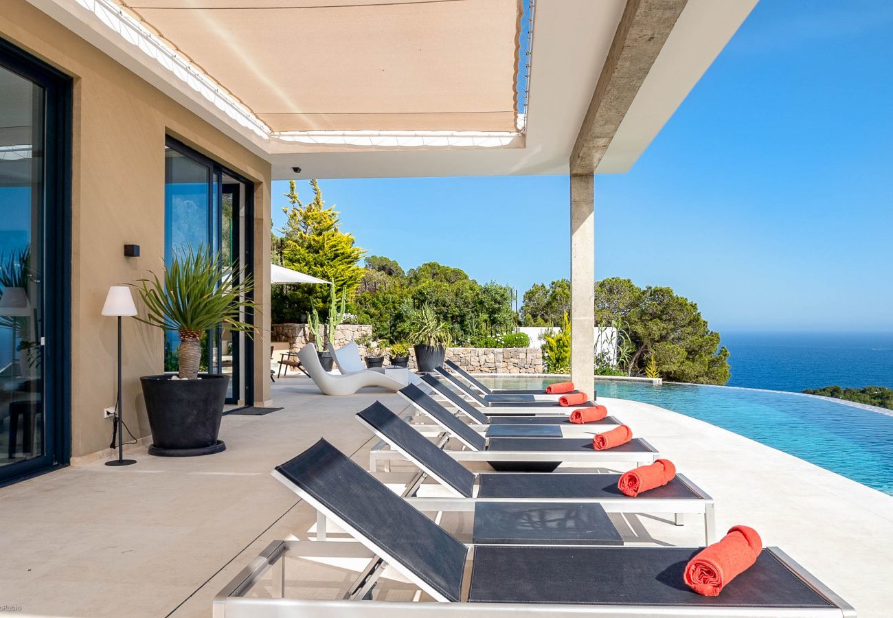Villa en Nuestra Sra de Jesus - VILLA HILLTOP