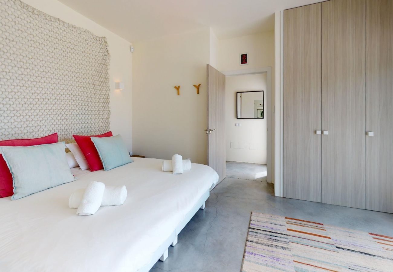 Villa en Santa Eulalia del Río - VILLA ALGARROBOS