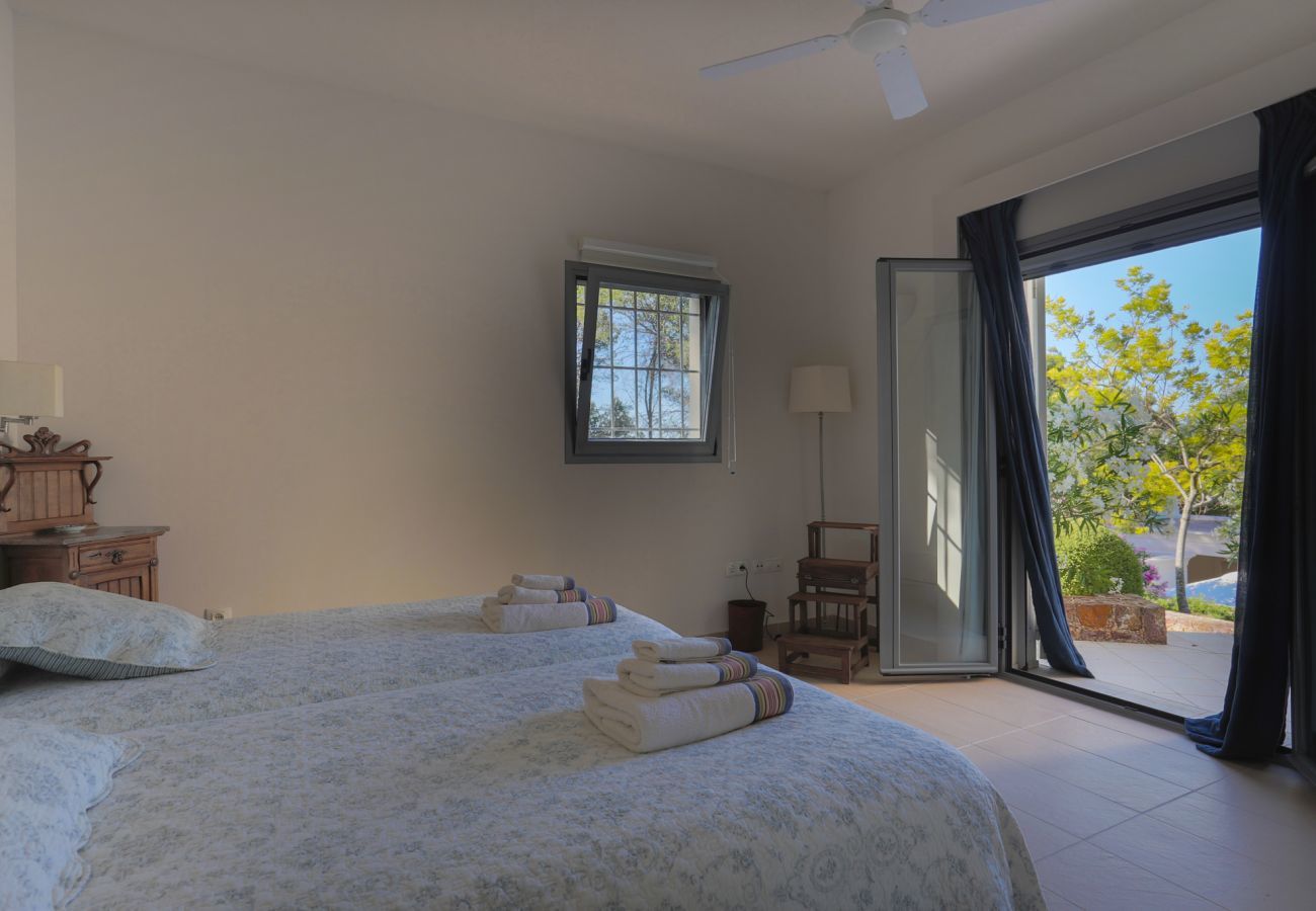 Villa en San Miguel/ Sant Miquel de Balansat - CAN SAVIO - 3 HOUSES - 12 PAX