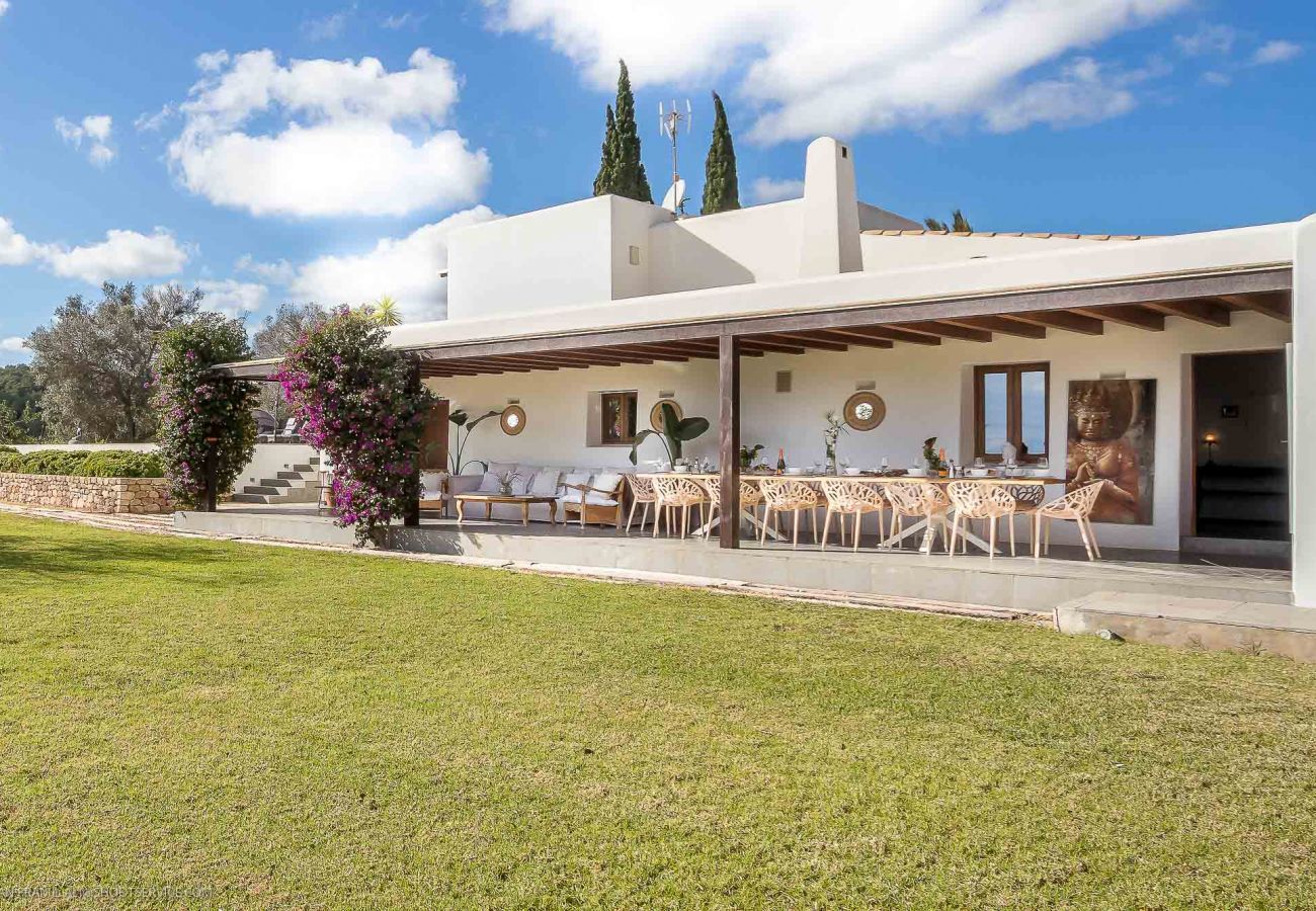 Villa en Santa Eulalia del Río - VILLA AGROTURISMO