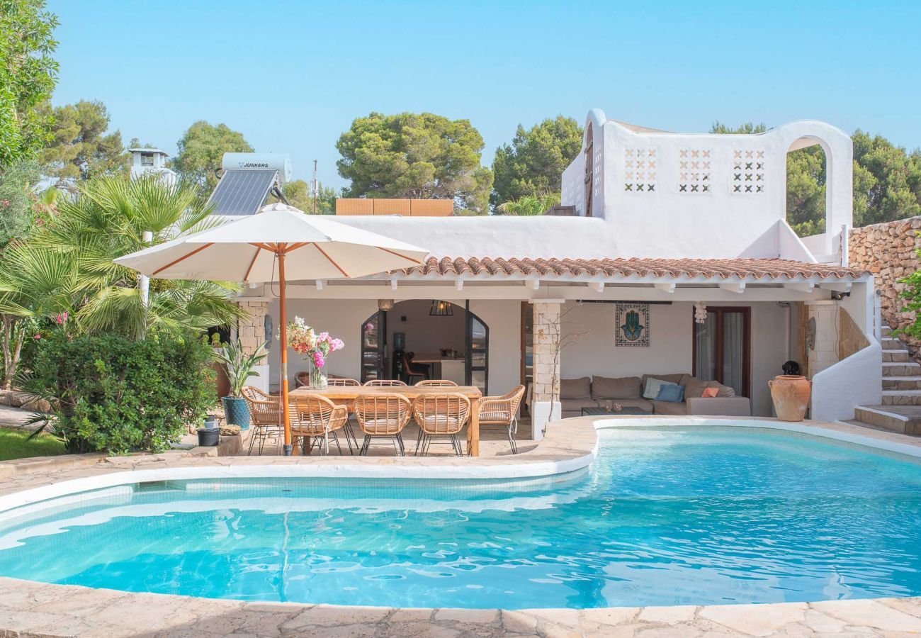 Villa en Nuestra Sra de Jesus - CASA PETIT