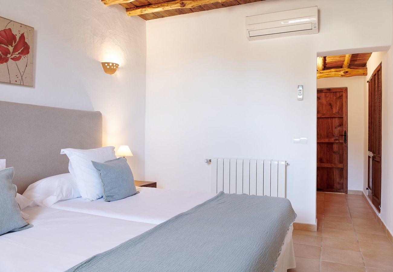 Finca en Santa Gertrudis - FINCA ROIG