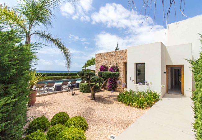 Villa à Santa Eulalia des Riu - VILLA ALGARROBOS