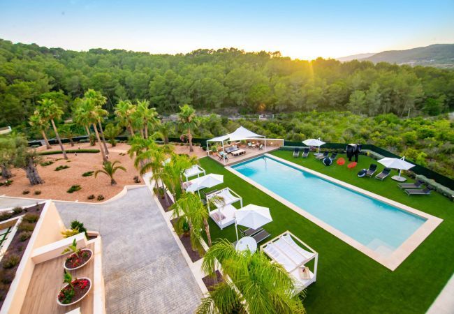 Villa à Santa Eulalia des Riu - VILLA DISCO