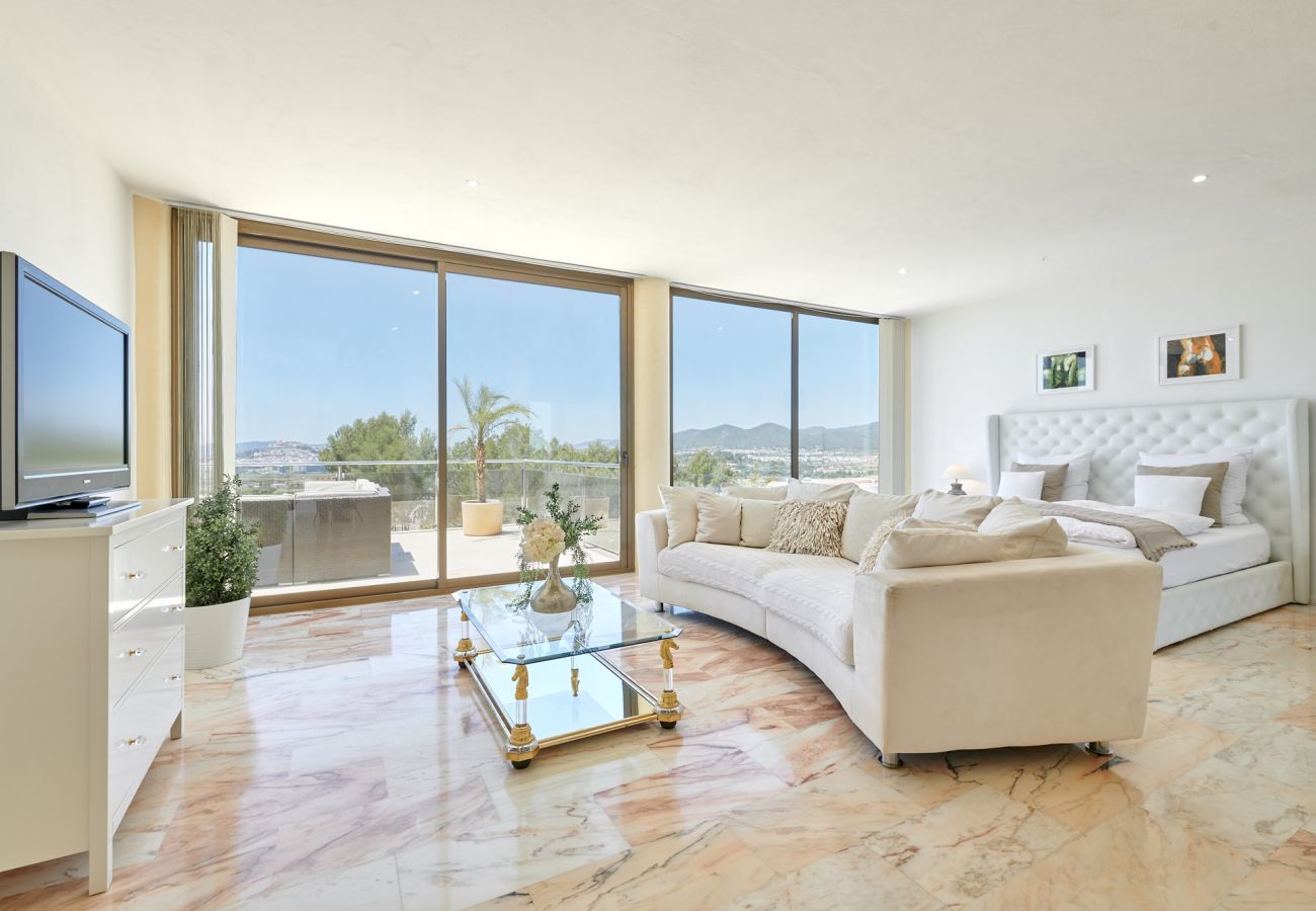 Villa à Santa Eulalia des Riu - VILLA BLANCA