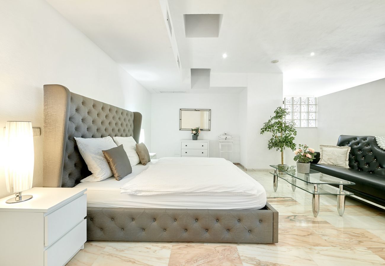 Villa à Santa Eulalia des Riu - VILLA NIVEUS