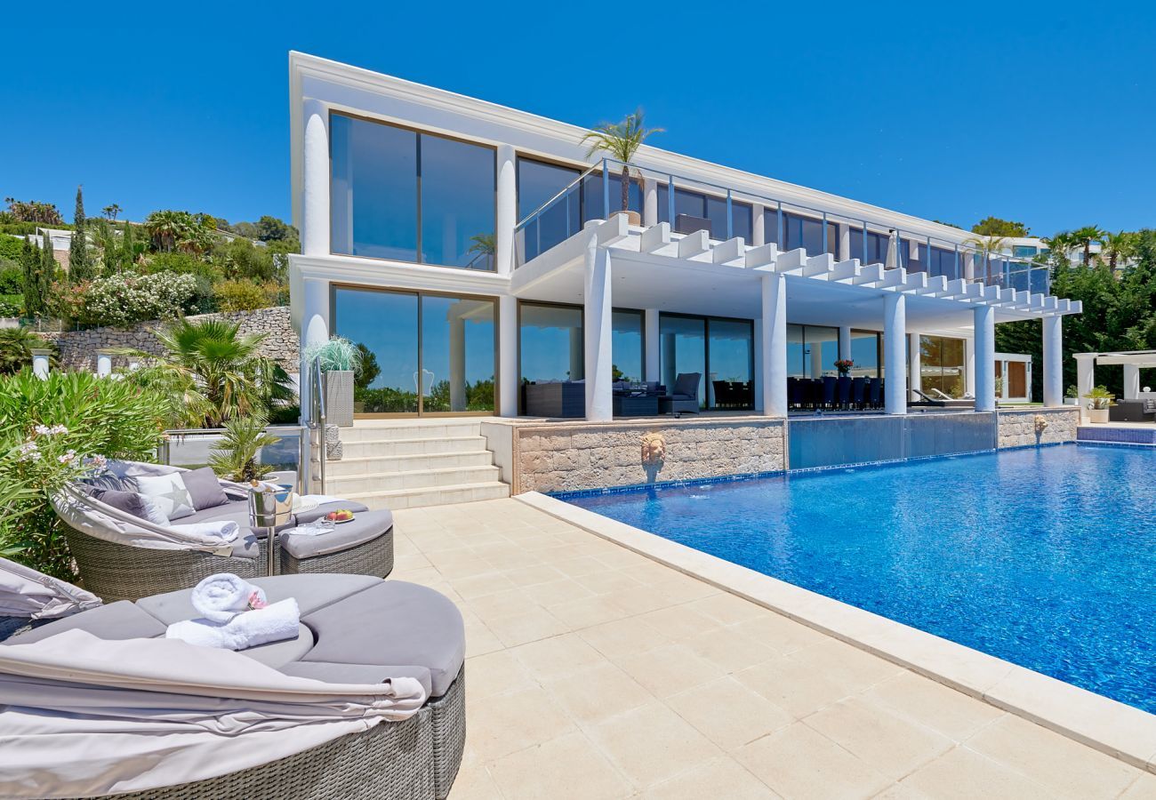 Villa à Santa Eulalia des Riu - VILLA BLANCA