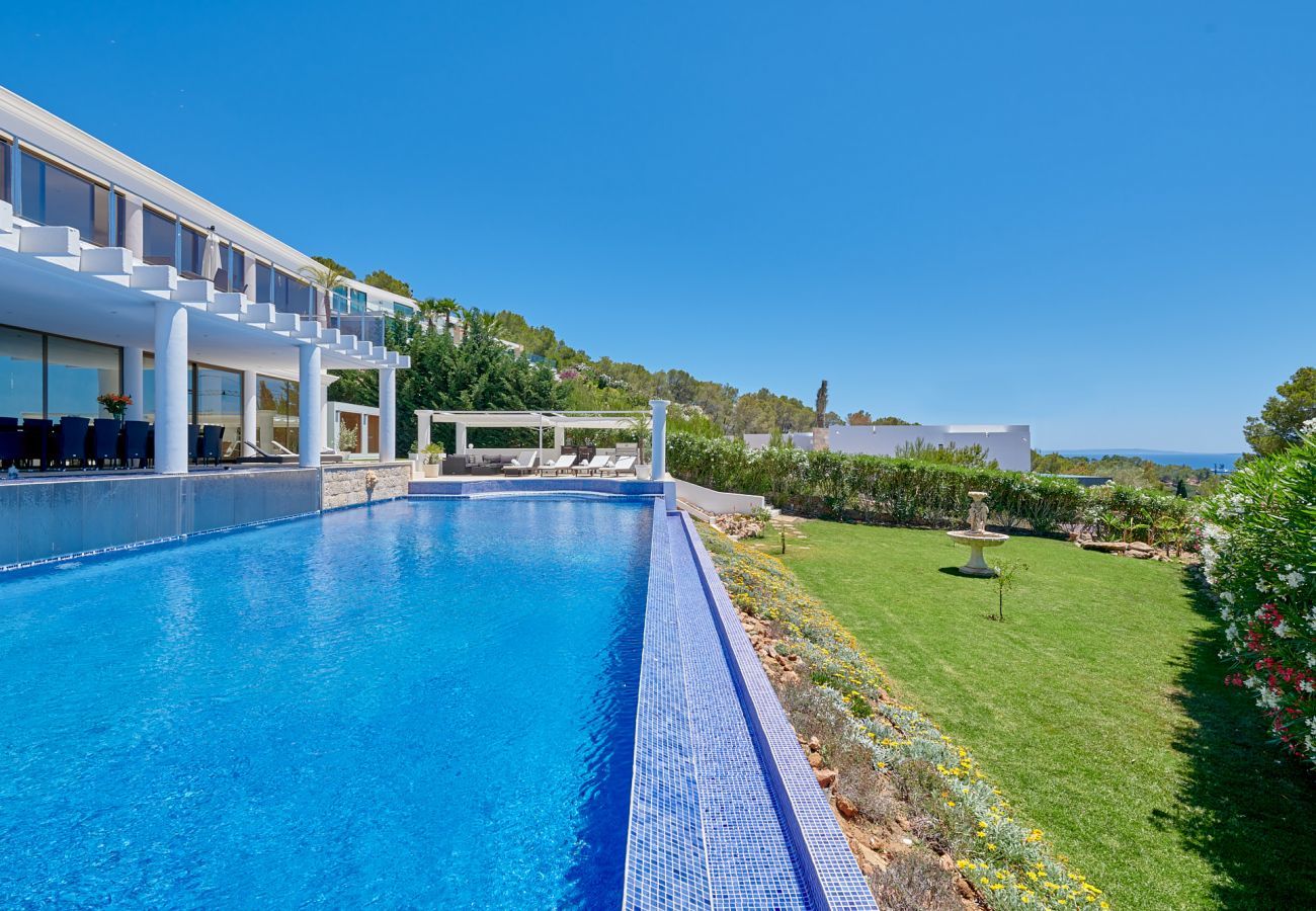 Villa à Santa Eulalia des Riu - VILLA BLANCA