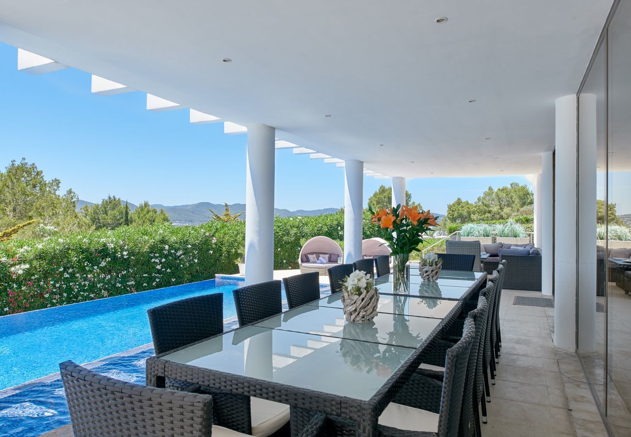 Villa à Santa Eulalia des Riu - VILLA BLANCA