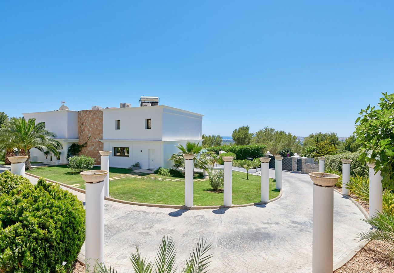 Villa à Santa Eulalia des Riu - VILLA BLANCA