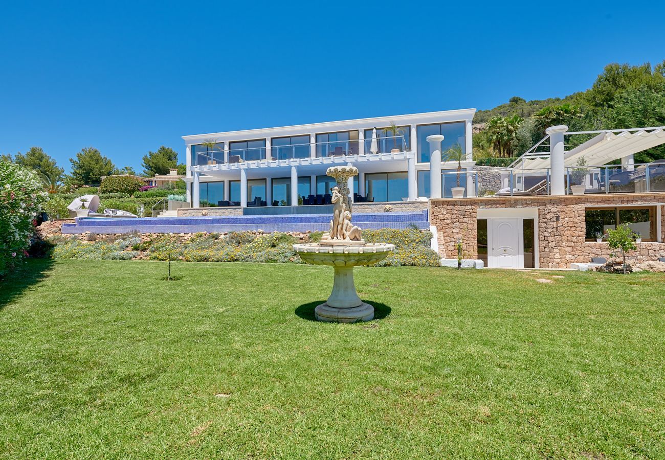 Villa à Santa Eulalia des Riu - VILLA BLANCA