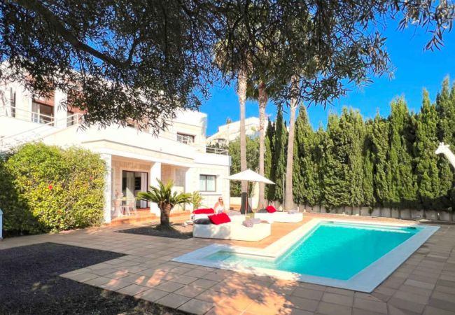 Villa à Nuestra Sra de Jesus - Ref. 473210