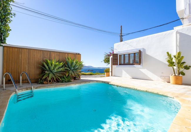 House in Ibiza / Eivissa - CASA LOS MOLINOS