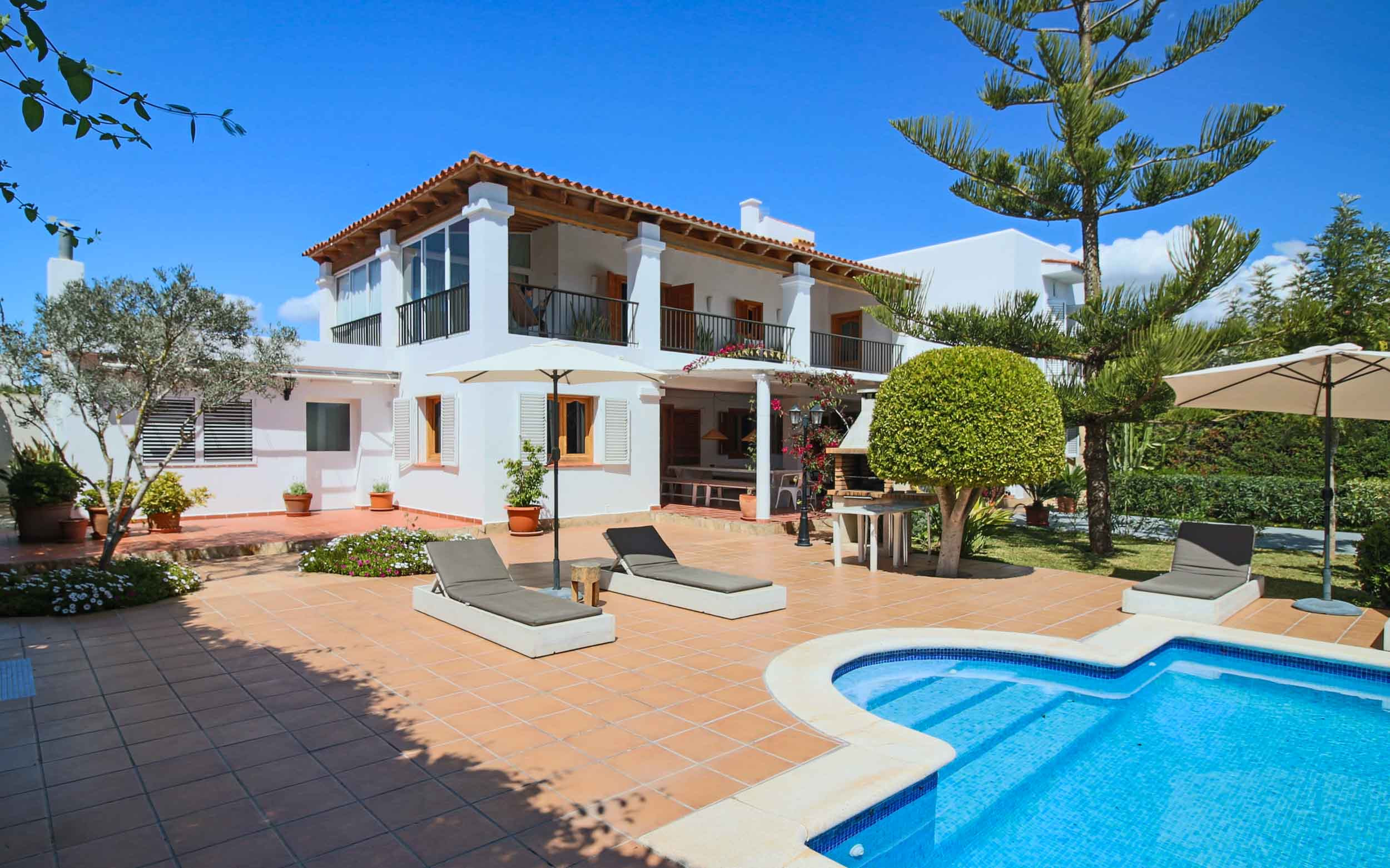 Villa/Dettached house in Sant Jordi de Ses Salines - VILLA WICKER