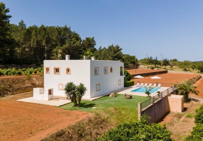 House in Santa Gertrudis - CASA TINTO