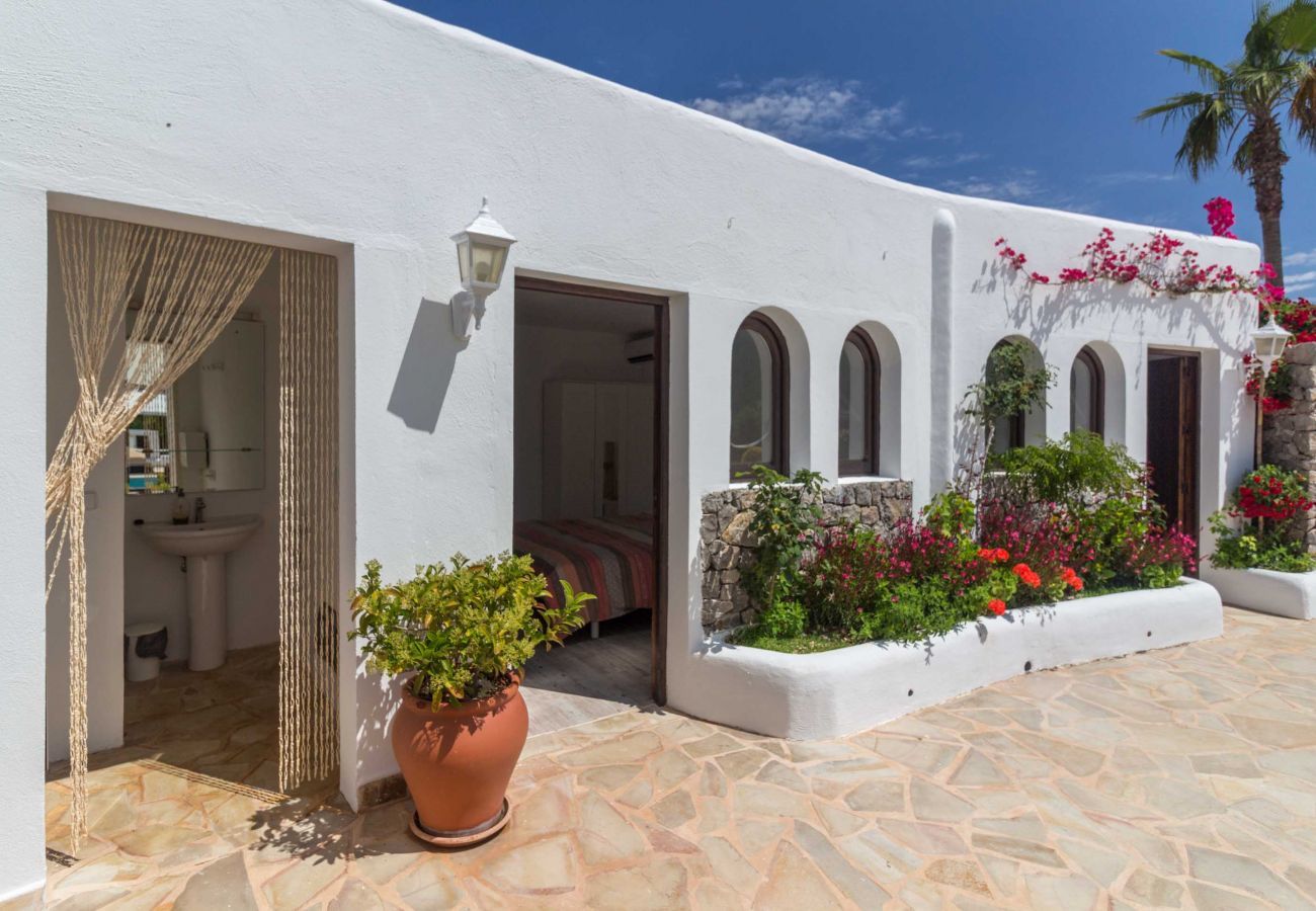 Villa in San Miguel/ Sant Miquel de Balansat - CASA COVA