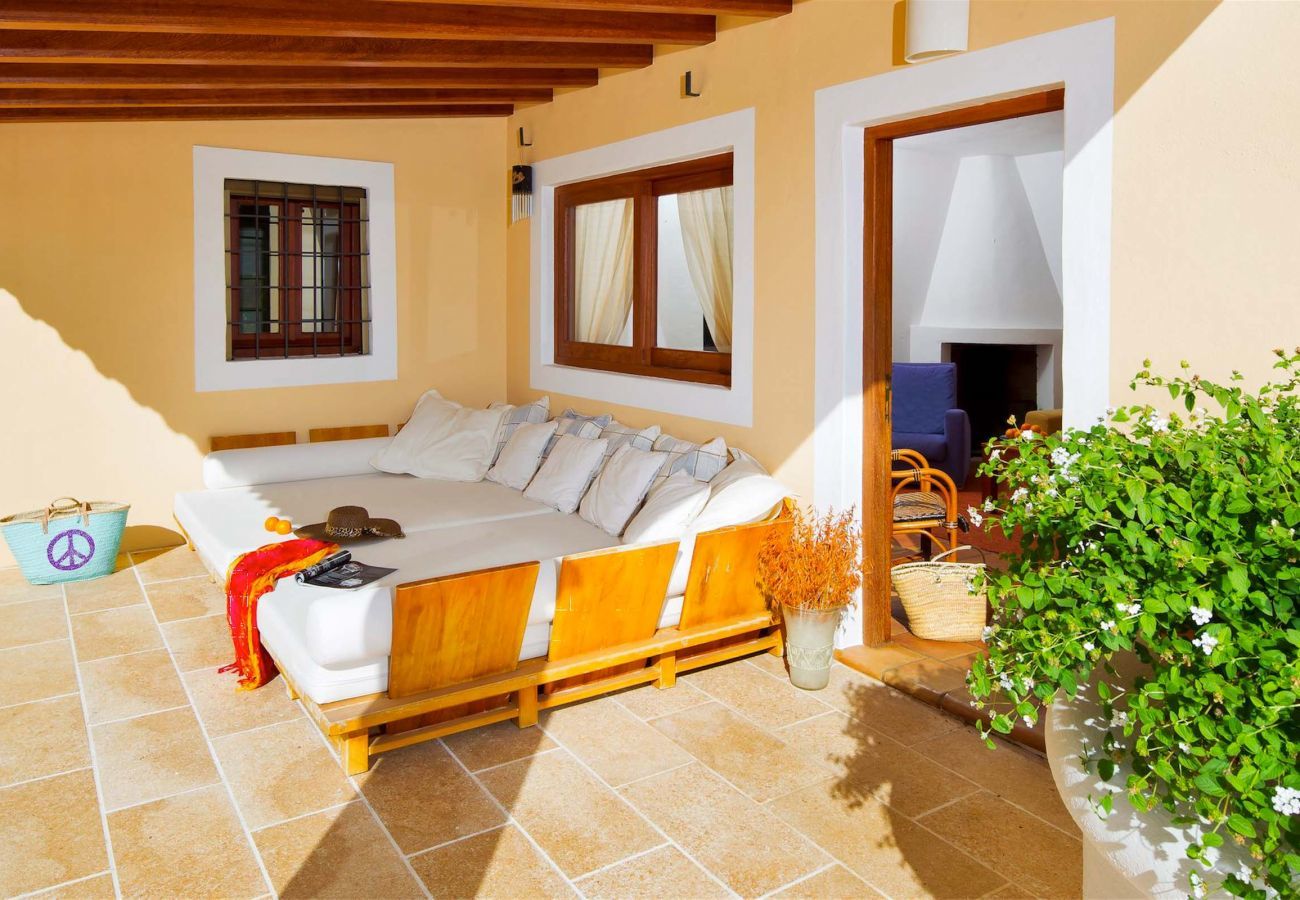 Cottage in Santa Eulalia des Riu - VILLA RURAL