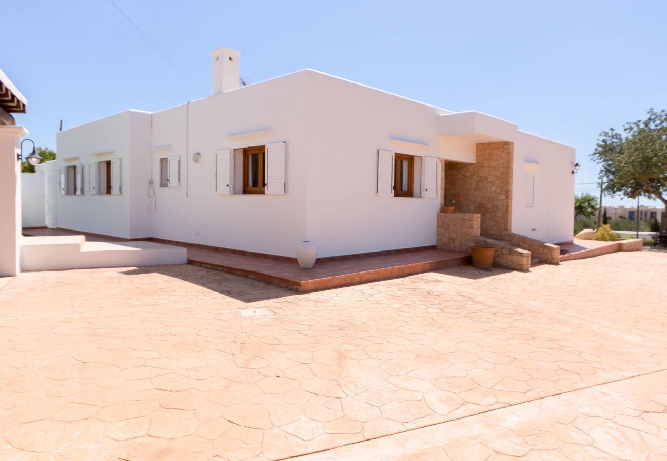 House in Santa Eulalia des Riu - CASA BLAI