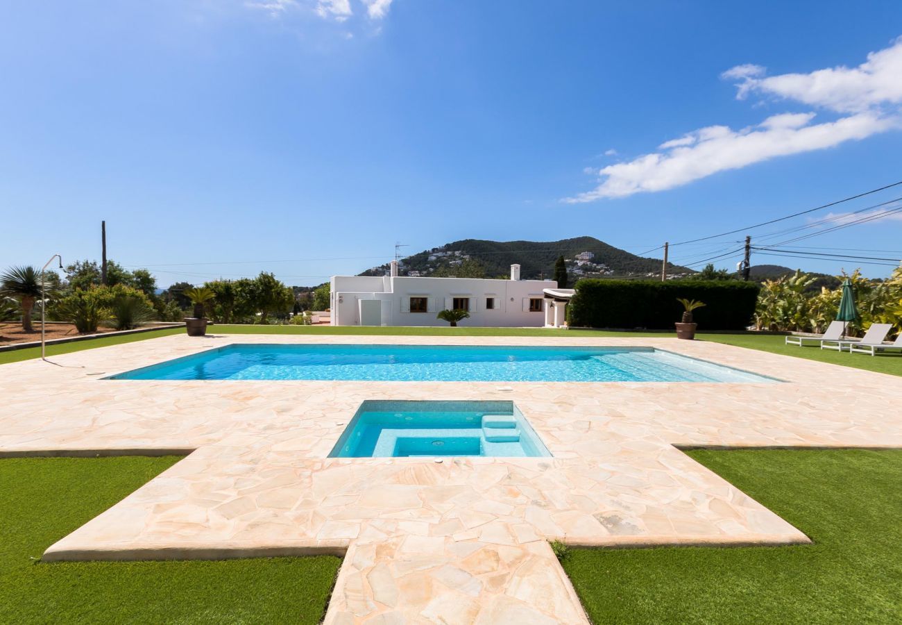 House in Santa Eulalia des Riu - CASA BLAI