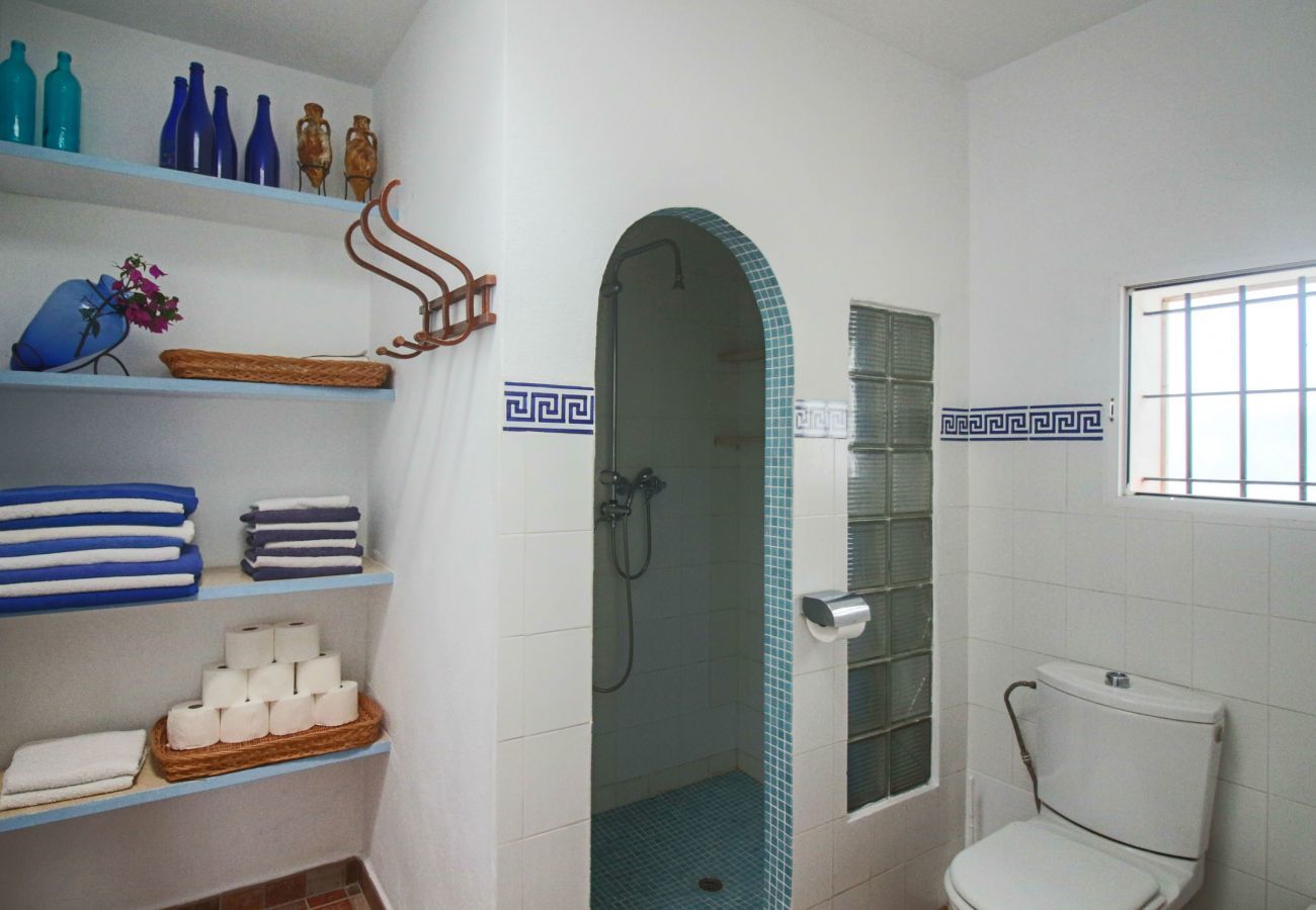 Cottage in Santa Gertrudis - CASA GERTRUDIS