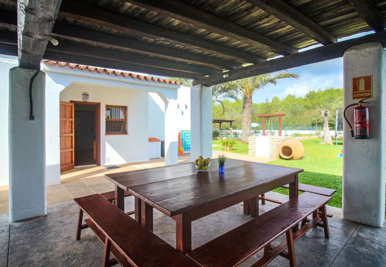 covered terrace at Casa Gertrudis in Ibiza for outdoor dining during the stay