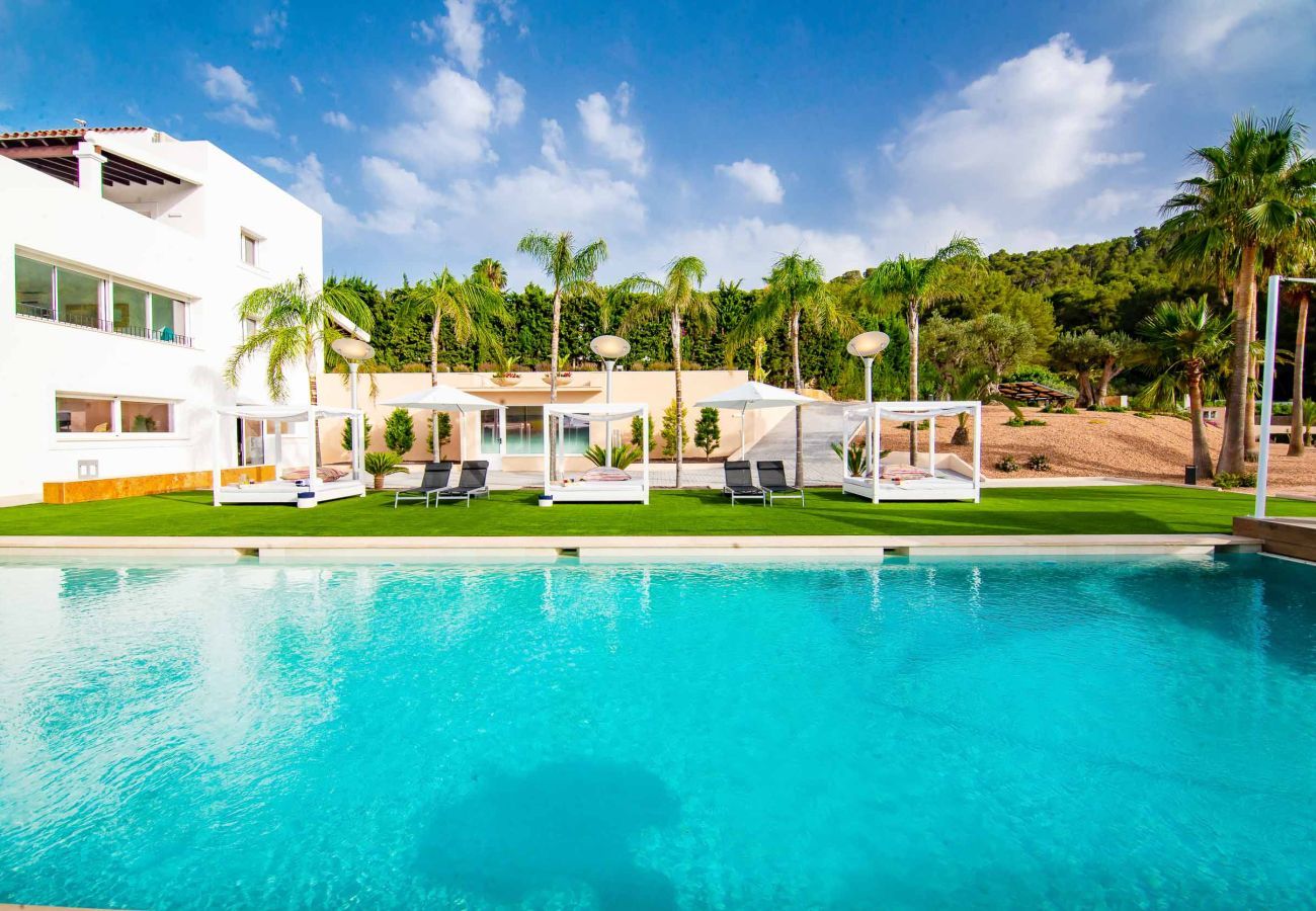 Villa in Santa Eulalia des Riu - VILLA DISCO