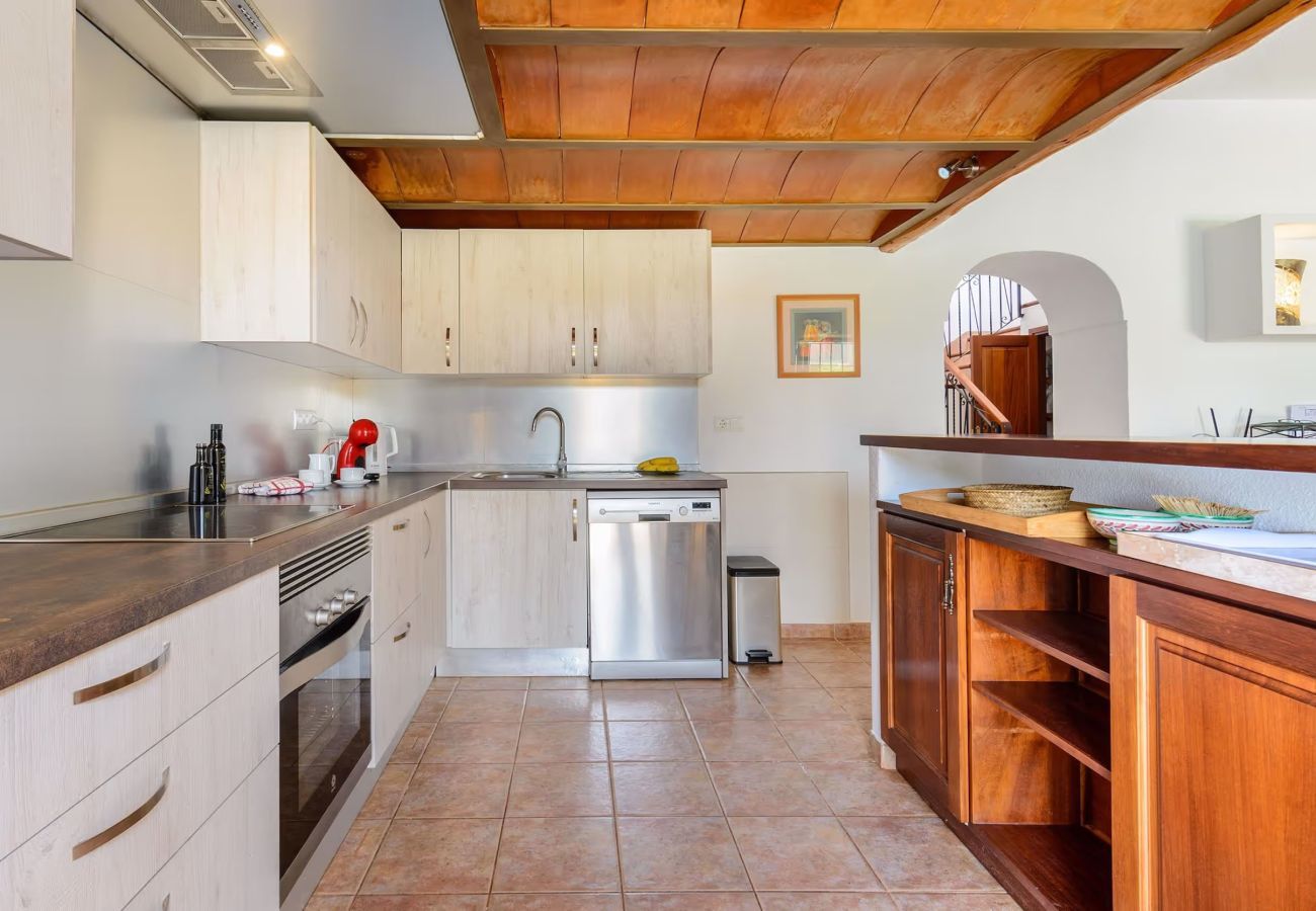 Country house in Santa Eulalia des Riu - CAN COSMI