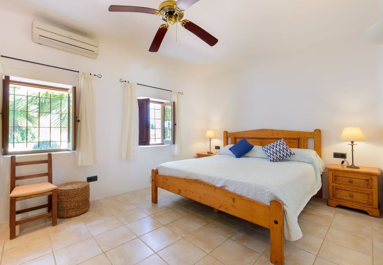 Country house in Santa Eulalia des Riu - CAN COSMI