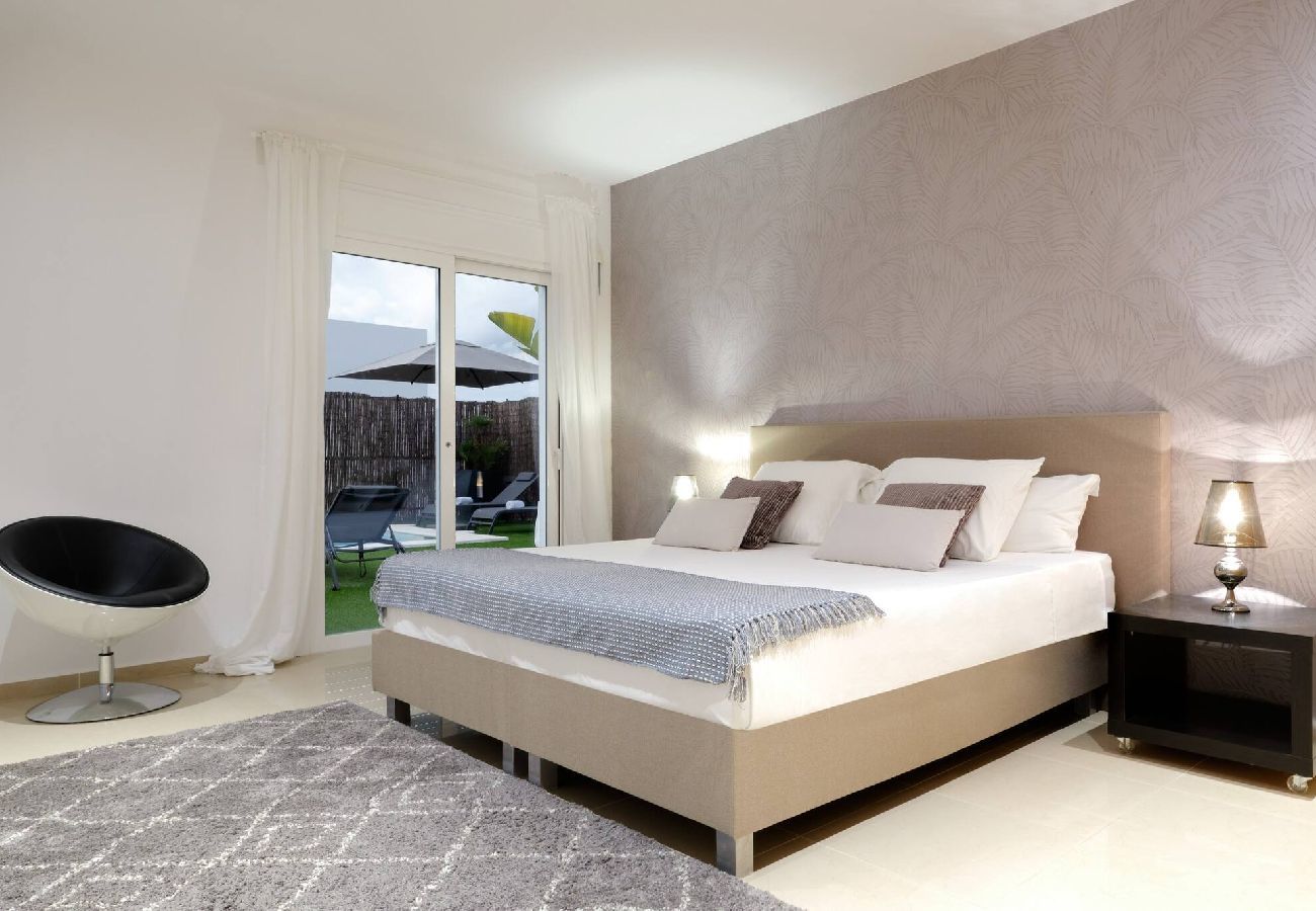 Villa in Santa Eulalia des Riu - INIBIZA VILLA JULIETA