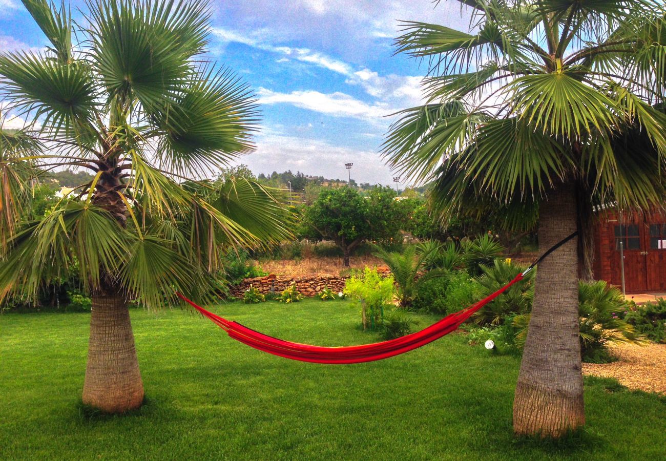 Relaxation area in the private garden of Las Dalias