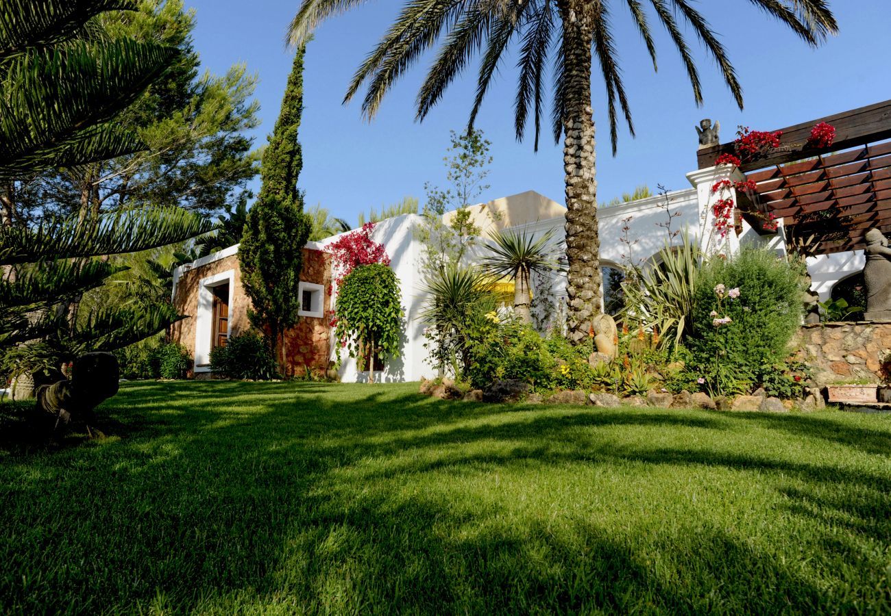 Villa in Santa Eulalia des Riu - CAN BABOO