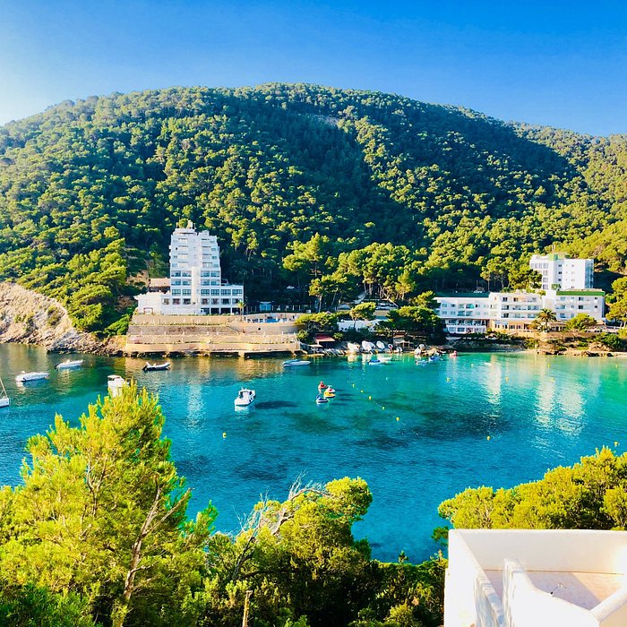 Cala Llonga Ibiza
