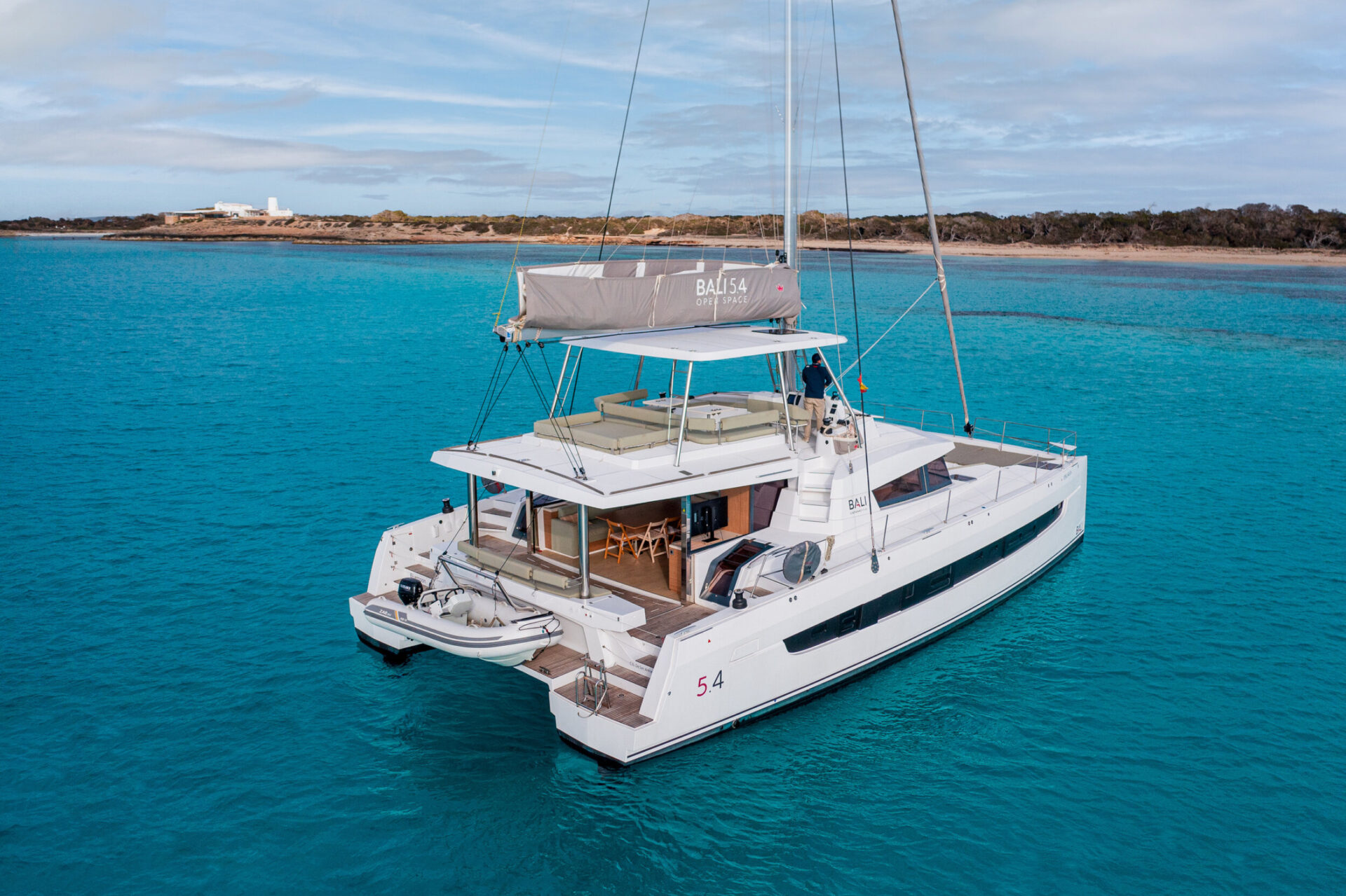 Catamaran Eivillas