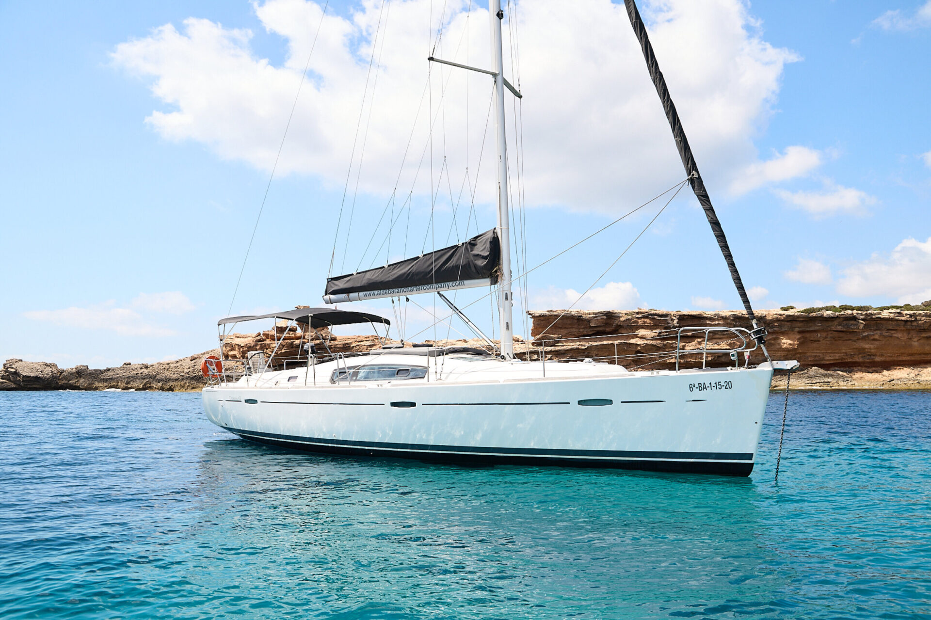 Sailboat Eivillas