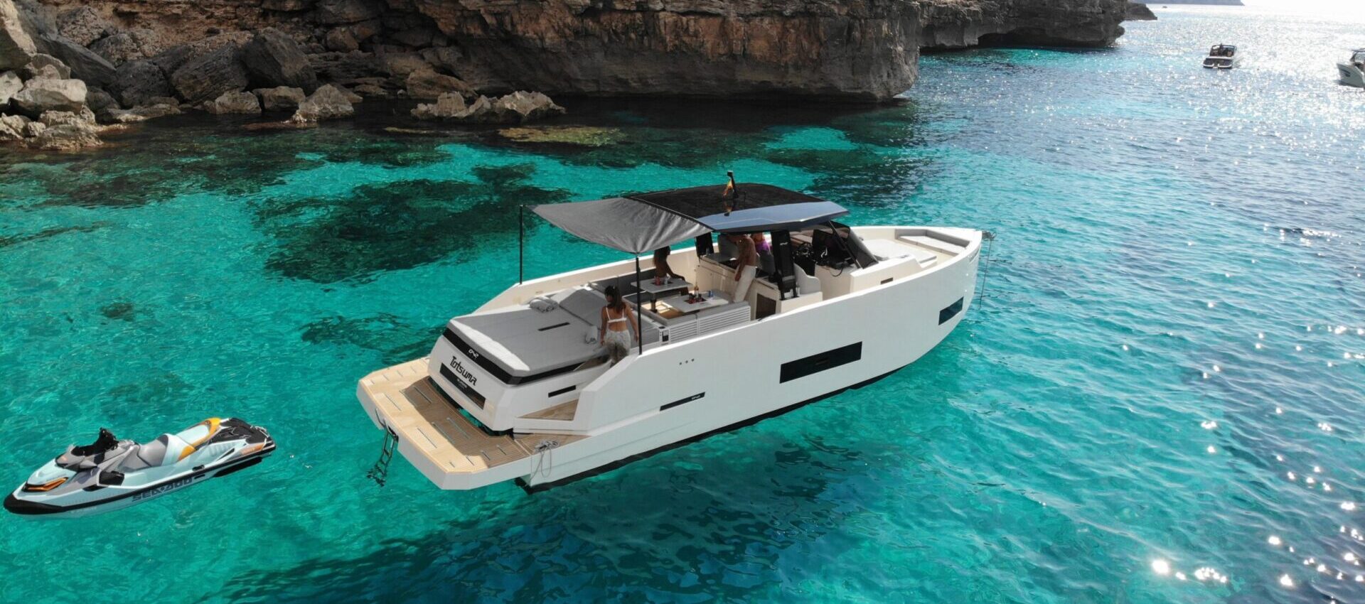 Yachts Eivillas