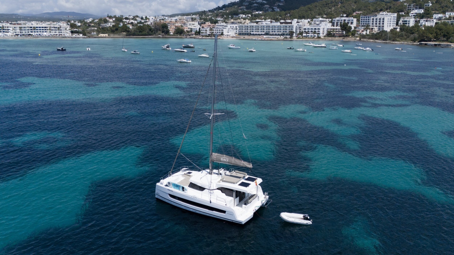 Bali Catamarans Catspace Somnis 2