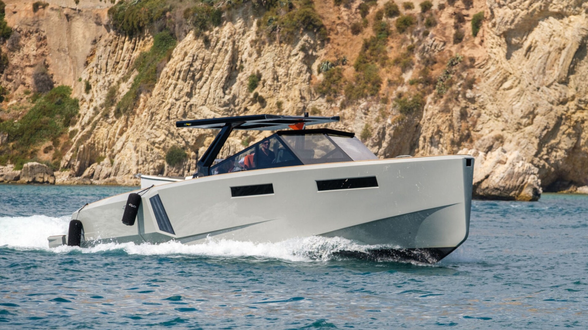 Evo Yachts 43 R4 XT WA MISTRAL 1
