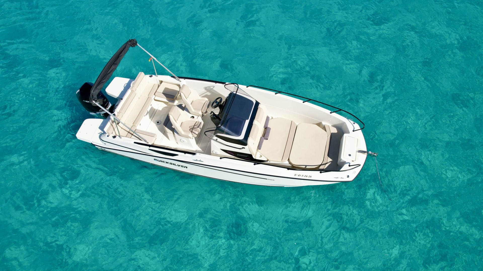 Quicksilver 805 Open Just Smile 2